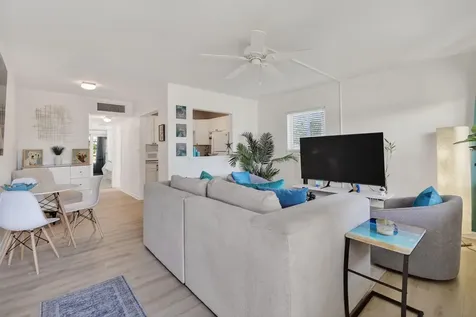 2286 Lake Osborne Drive Lake Worth Beach FL 33461