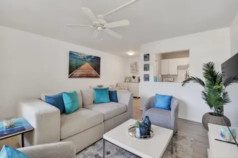 2286 Lake Osborne Drive Lake Worth Beach FL 33461