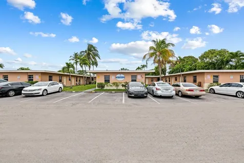 825 NW 10th Terrace Fort Lauderdale FL 33311