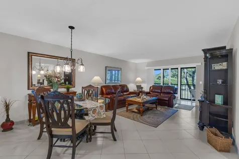 7185 Huntington Lane Delray Beach FL 33446