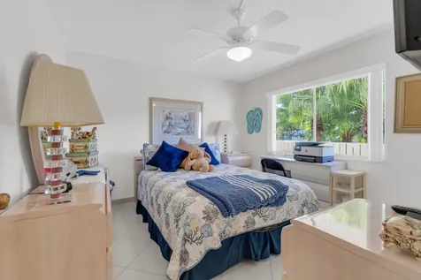 7185 Huntington Lane Delray Beach FL 33446