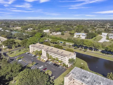 7185 Huntington Lane Delray Beach FL 33446