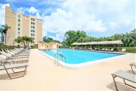 7185 Huntington Lane Delray Beach FL 33446