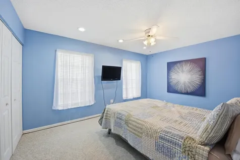 461 Holyoke Lane Lake Worth FL 33467