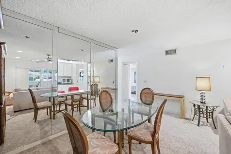 461 Holyoke Lane Lake Worth FL 33467