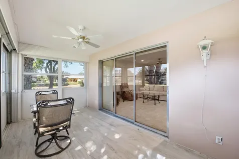461 Holyoke Lane Lake Worth FL 33467