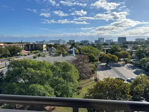 2350 Ne 14th Street Causeway Pompano Beach FL 33062
