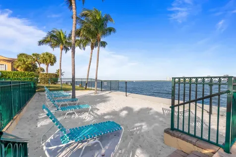 1135 Lake Shore Drive Lake Park FL 33403