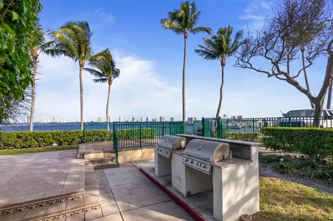1135 Lake Shore Drive Lake Park FL 33403