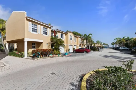 1135 Lake Shore Drive Lake Park FL 33403