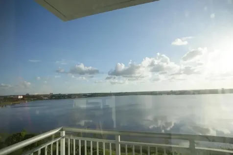 300 S Australian Avenue West Palm Beach FL 33401