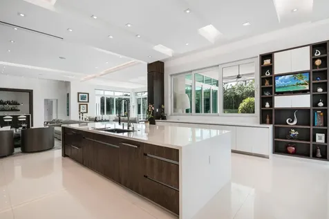 17106 Avenue Le Rivage Boca Raton FL 33496