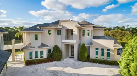 17106 Avenue Le Rivage Boca Raton FL 33496