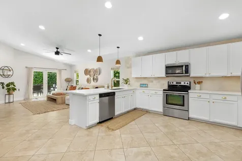 248 Ne 9th Street Delray Beach FL 33444