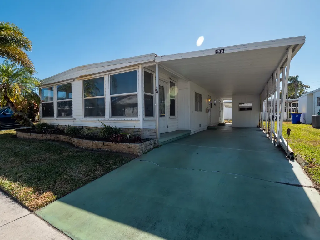 4300 Se Saint Lucie Boulevard Stuart FL 34997