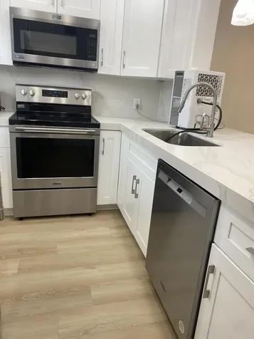 2121 Ne 1st Court Boynton Beach FL 33435