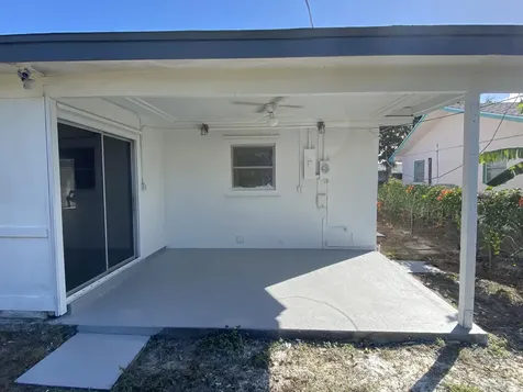 175 SE 27th Place Boynton Beach FL 33435