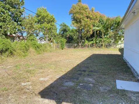 175 SE 27th Place Boynton Beach FL 33435
