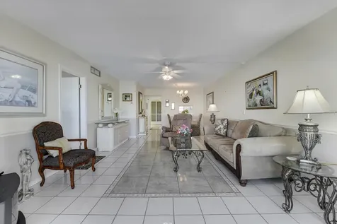 20 Yacht Club Drive North Palm Beach FL 33408
