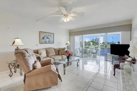 20 Yacht Club Drive North Palm Beach FL 33408
