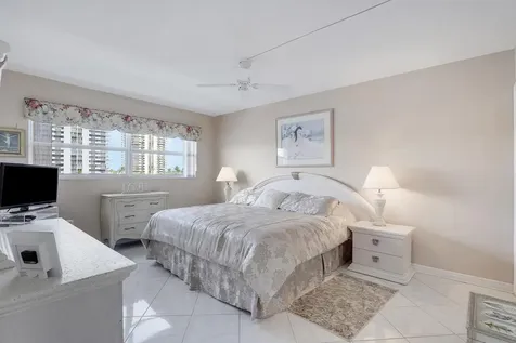 20 Yacht Club Drive North Palm Beach FL 33408