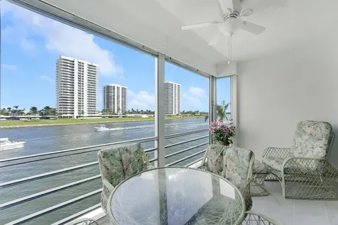 20 Yacht Club Drive North Palm Beach FL 33408