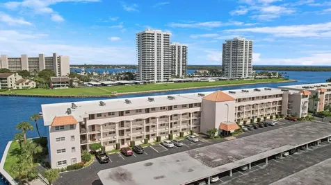 20 Yacht Club Drive North Palm Beach FL 33408