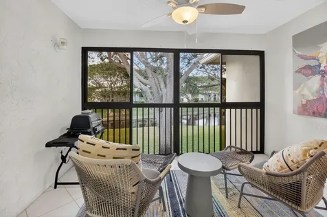 17 Stratford Drive Boynton Beach FL 33436
