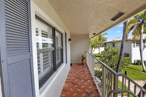 17 Stratford Drive Boynton Beach FL 33436