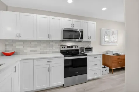17 Stratford Drive Boynton Beach FL 33436