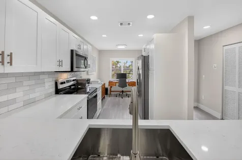 17 Stratford Drive Boynton Beach FL 33436