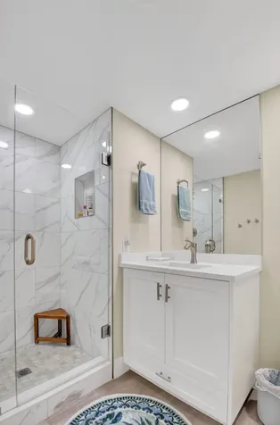 17 Stratford Drive Boynton Beach FL 33436