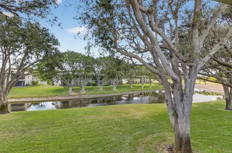 17 Stratford Drive Boynton Beach FL 33436