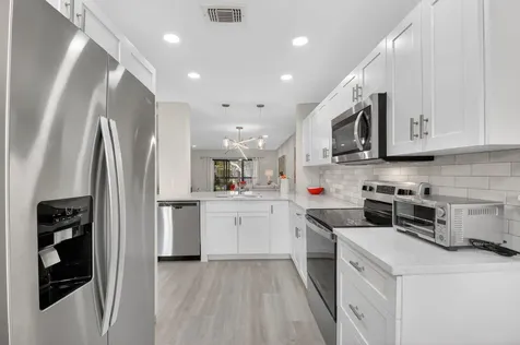 17 Stratford Drive Boynton Beach FL 33436