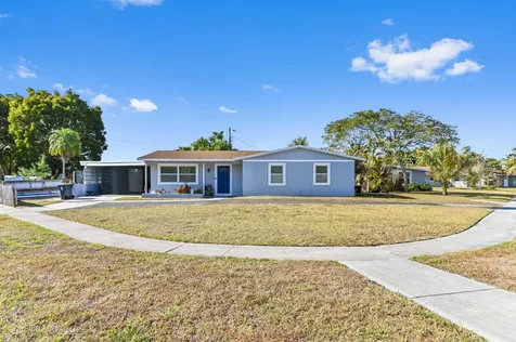 6491 Mackinac Road Lake Worth FL 33462