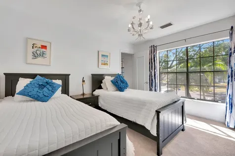 352 Prestwick Circle Palm Beach Gardens FL 33418
