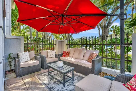 352 Prestwick Circle Palm Beach Gardens FL 33418