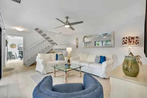 352 Prestwick Circle Palm Beach Gardens FL 33418