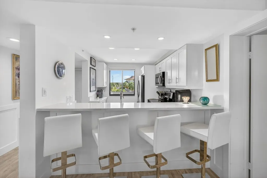 1901 Marina Isle Way Jupiter FL 33477