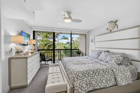 1901 Marina Isle Way Jupiter FL 33477