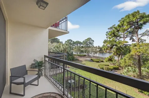 1901 Marina Isle Way Jupiter FL 33477