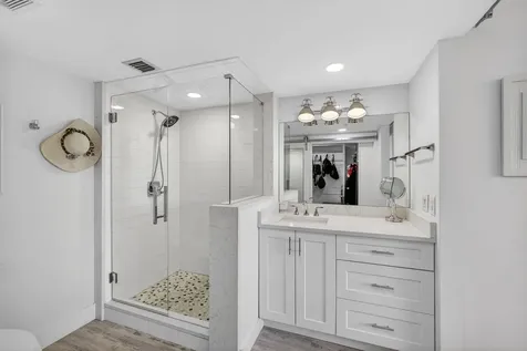 1901 Marina Isle Way Jupiter FL 33477