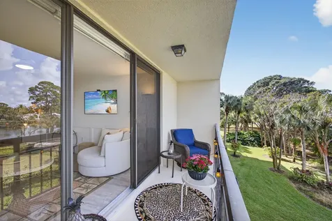 1901 Marina Isle Way Jupiter FL 33477