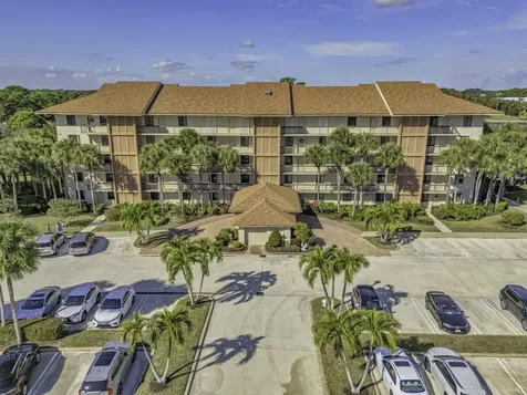 1901 Marina Isle Way Jupiter FL 33477
