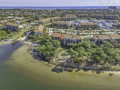 1901 Marina Isle Way Jupiter FL 33477