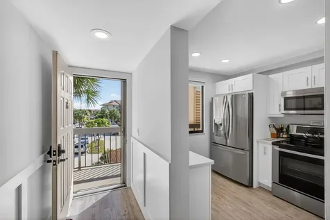 1901 Marina Isle Way Jupiter FL 33477