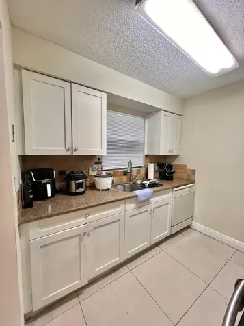 6604 Dockside Circle Greenacres FL 33463