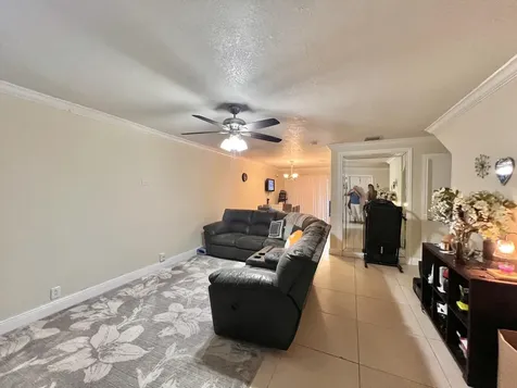 6604 Dockside Circle Greenacres FL 33463