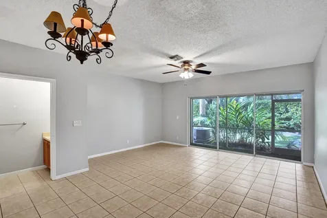 4827 Palmbrooke Circle West Palm Beach FL 33417