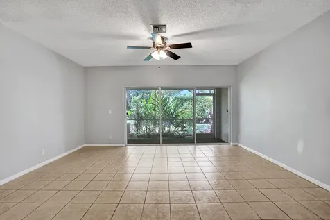 4827 Palmbrooke Circle West Palm Beach FL 33417